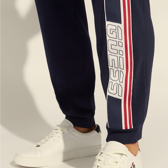 New GUESS Blue Anthony Tech Active Trackpants SZ M - Picture 5 of 5